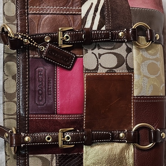 Coach Y2k  Legacy Limited Edition Holiday Patchwork Gallery tote bag Multi Color - Picture 4 of 16